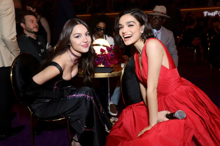 2022 Grammy Ödülleri'nin sahipleri belli oldu 32 2022 Grammy Ödülleri'nin sahipleri belli oldu 32