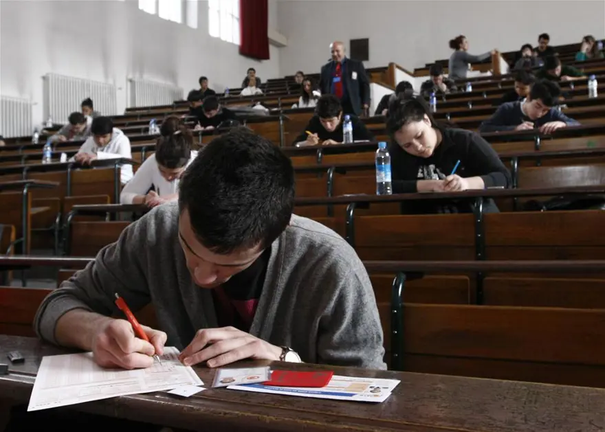 1.5 milyon aday ter döktü 14