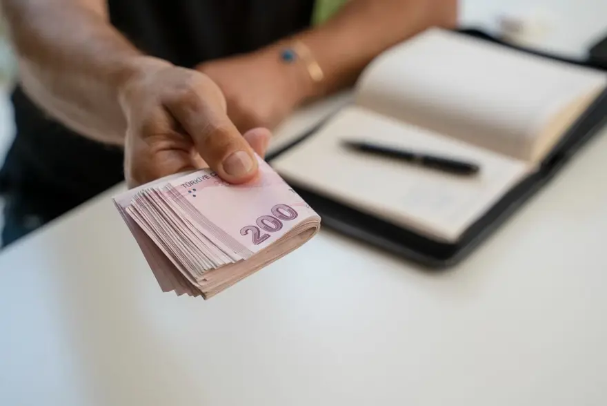 2025 EMEKLİ BAYRAM İKRAMİYESİ NE KADAR OLACAK? 2