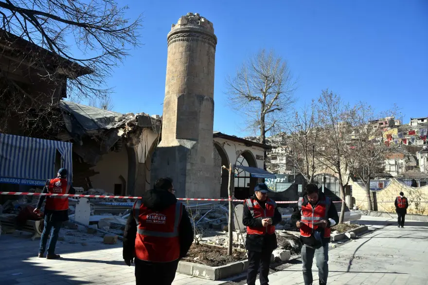 Kahramanmaraş'taki 39 tarihi cami depremde hasar gördü 10