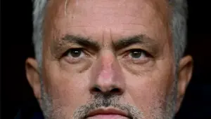 Jose Mourinho bir ilkin peşinde