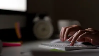 Gece çalışmak kalbi vuruyor