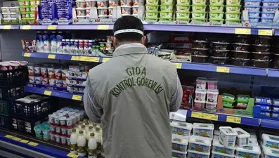 Bakanlık yeni listeyi paylaştı: Zincir marketlerde satılan salam markasında domuz eti çıktı