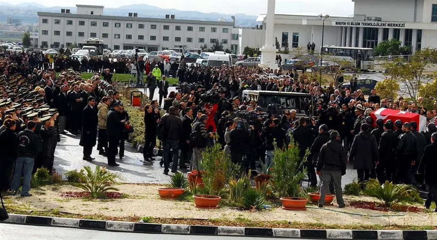 Denktaş'ın ardından 14 Denktaş'ın ardından 14