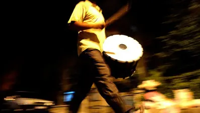 Davulcular bahşişi beğenmedi! 3 yıldır mahalleye uğramıyorlar