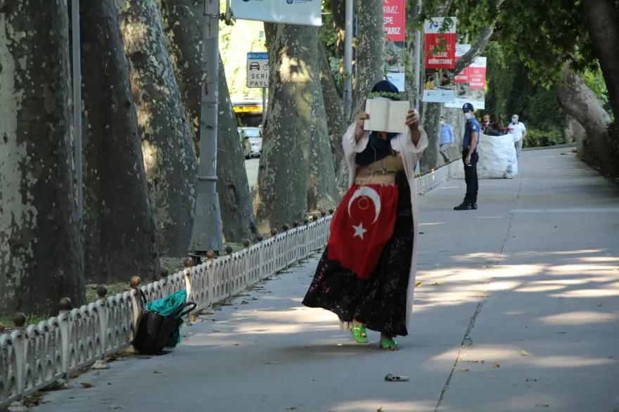 Dolmabahçe'de hareketli anlar 