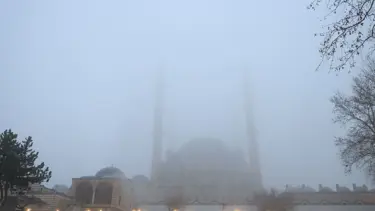 Edirne ve Tekirdağ'da sis etkili oldu