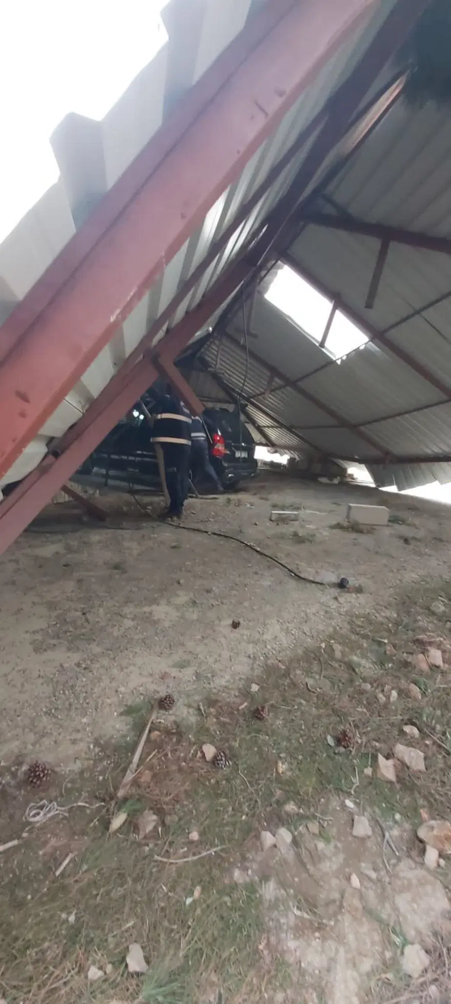 Türkiye'nin birçok ilinde lodos etkili oldu 12
