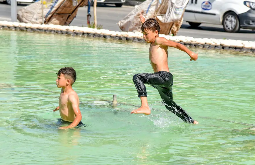 Süs havuzunda tehlikeli serinlik 7