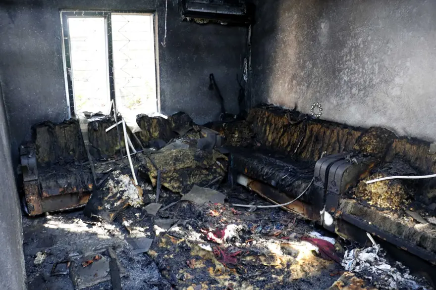 Antalya'da gecekondu yangını 3