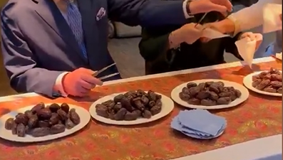 İngiltere Kralı Charles, Ramazan öncesi hurma paketledi