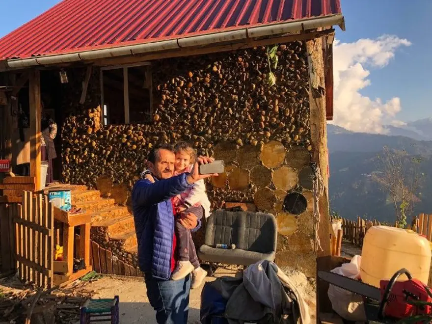 Evinin dış cephe mantolaması için 8 bin lira istenince mantolamayı kendi yöntemiyle yaptı 5