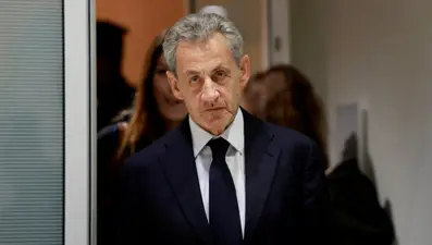 Sarkozy bugün hapse girecek: Eşinden son gece paylaşımı