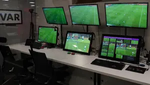 TFF'den iddialara yanıt: Hakemlerin telefonla VAR Merkezi'ne girmeleri yasaktır
