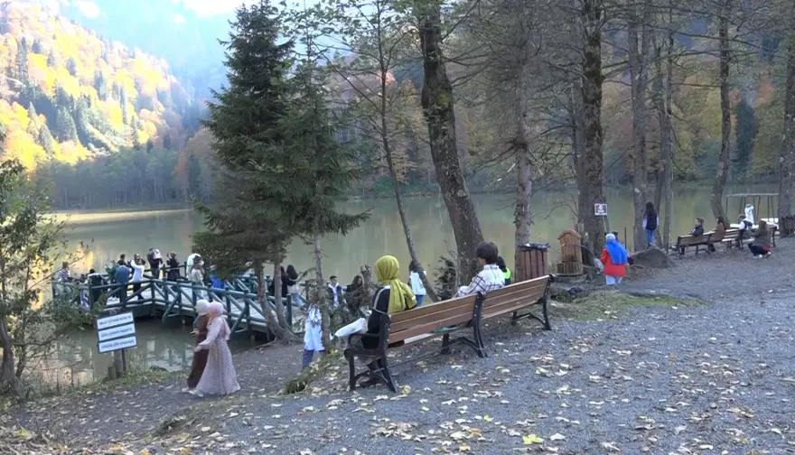 Artvin’deki iki ayrı Karagöl’de iki farklı mevsim yaşanıyor 9