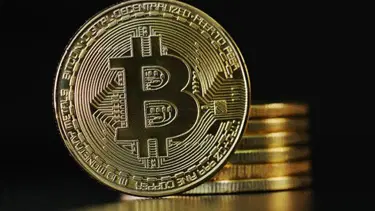 Bitcoin yeniden 10 bin doların üzerinde