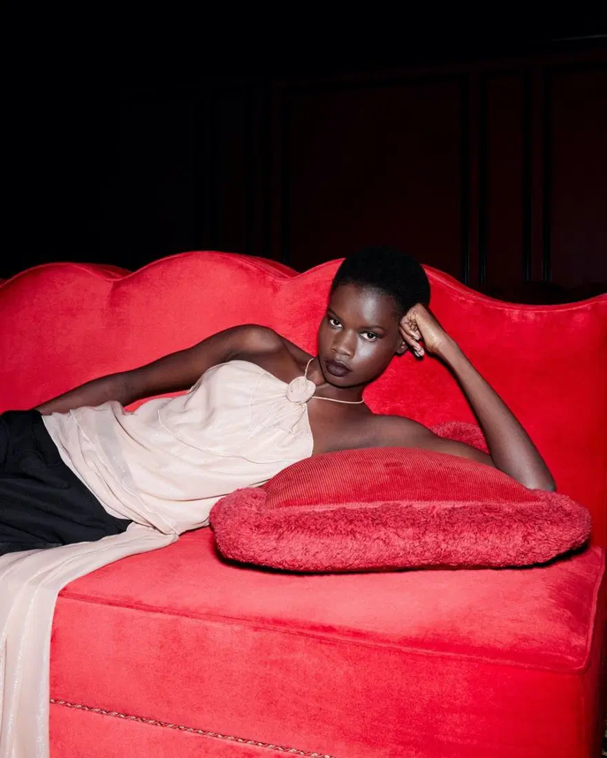Victoria Beckham'dan Noel koleksiyonu 12