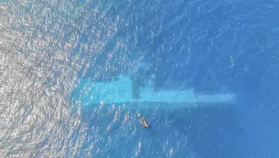 Savaş gemisini batıran hata: Hızını alamayıp çarpmış!