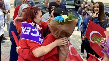 Milli boksör Kırşehir'de çoşkuyla karşılandı