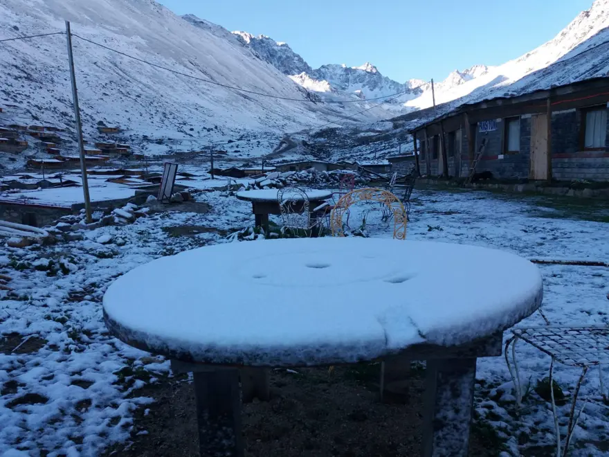 Rize’de Haziran ayında yaylaya kar yağdı 9