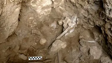 İsrail'de 4 bin yıl öncesine ait mezarlık bulundu