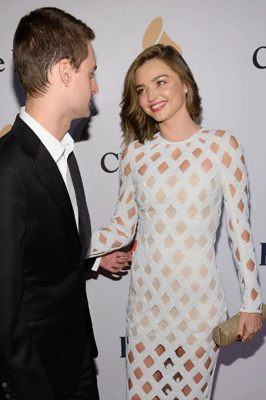 Miranda Kerr ile Snapchat’in kurucusu Evan Spiegel evlendi 4