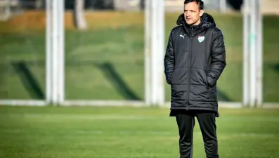 Bursaspor'da Batalla iki gün sonra göreve döndü