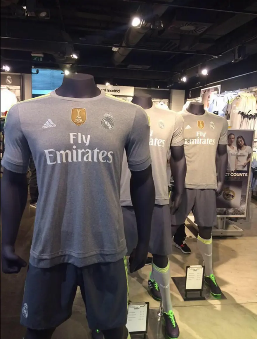 Real Madrid yeni sezon formalarını tanıttı 