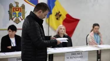 Moldova'da seçim: Oy verme işlemi başladı