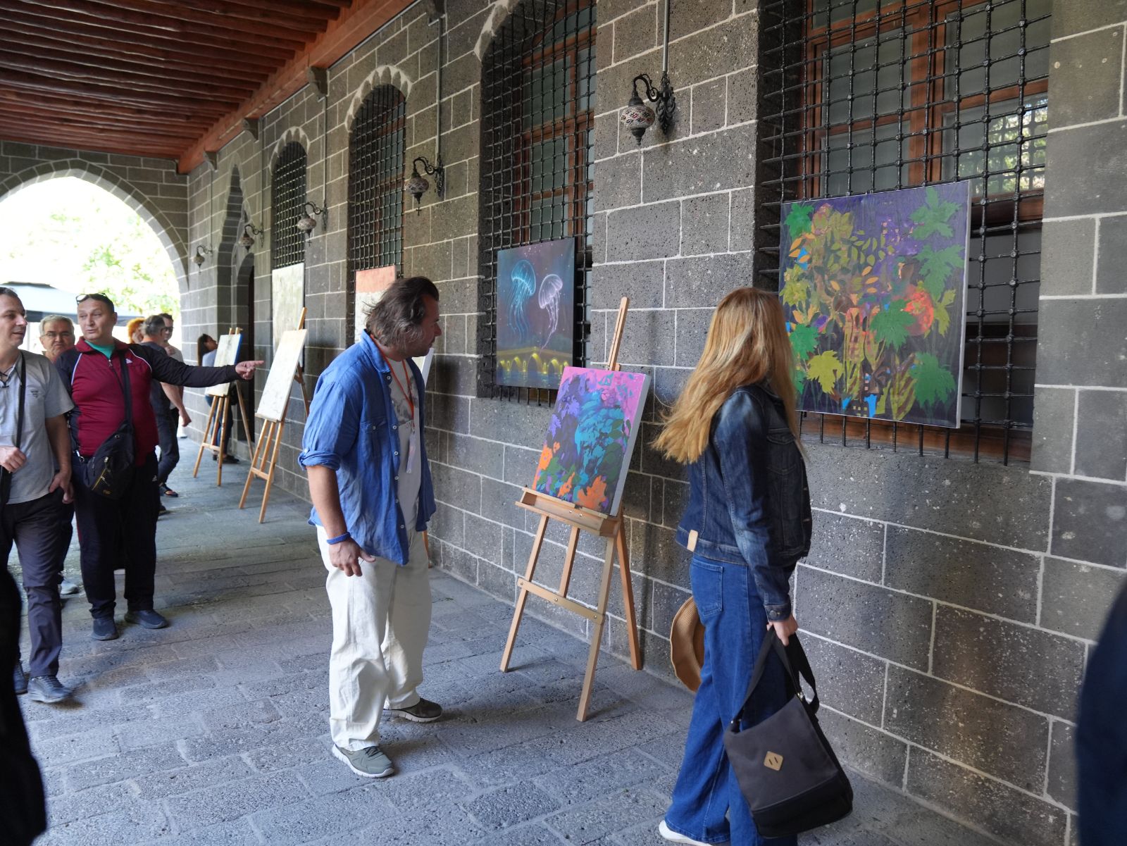 Diyarbakır'da "Mezopotamya'nın İzleri" konulu resim sergisi düzenlendi