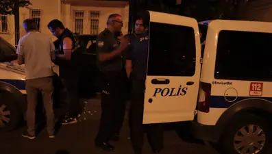Komşuların gürültü kavgasında kan aktı: 2 yaralı