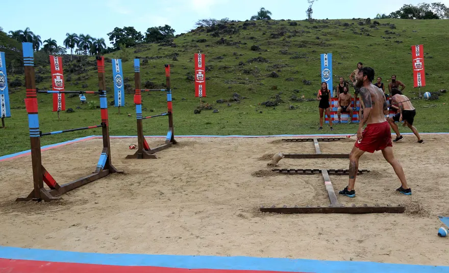 Survivor 2017'de kim elendi? (Survivor son bölümde ödül oyununu kim kazandı?) 34