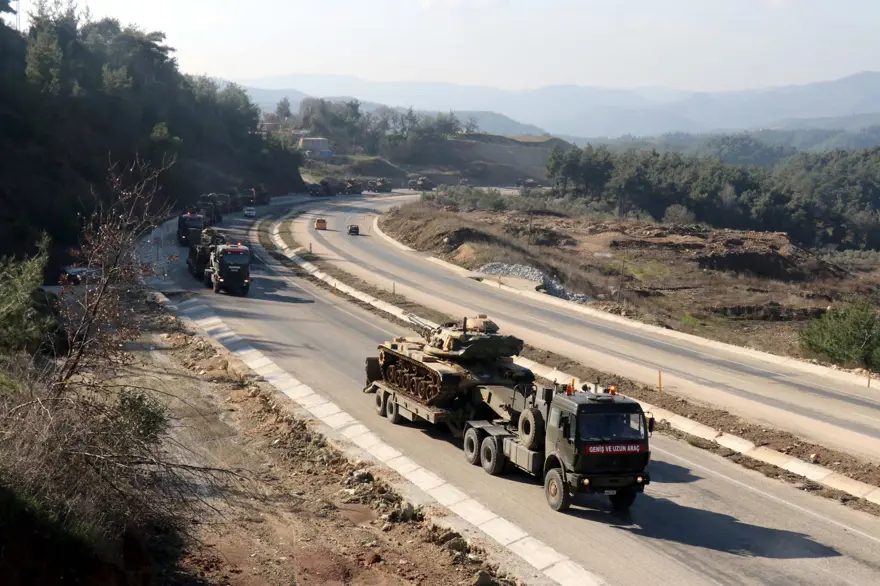 İdlib sınırına askeri sevkiyat 6