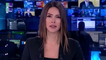 NTV spikeri Buse Yıldırım kimdir, kaç yaşında? Depreme canlı yayında yakalandı