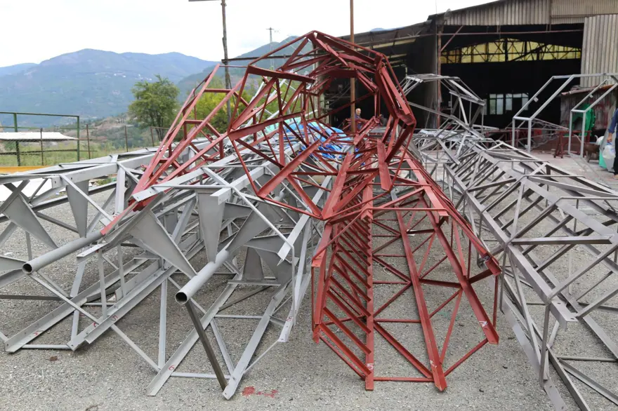 Yurdun dört bir yanından çelik minare siparişi yağıyor: Maliyeti 500 bin lirayı buluyor 4 Yurdun dört bir yanından çelik minare siparişi yağıyor: Maliyeti 500 bin lirayı buluyor 4