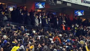 Kadıköy'de "yönetim istifa" tezahüratları Kadıköy'de "yönetim istifa" tezahüratları