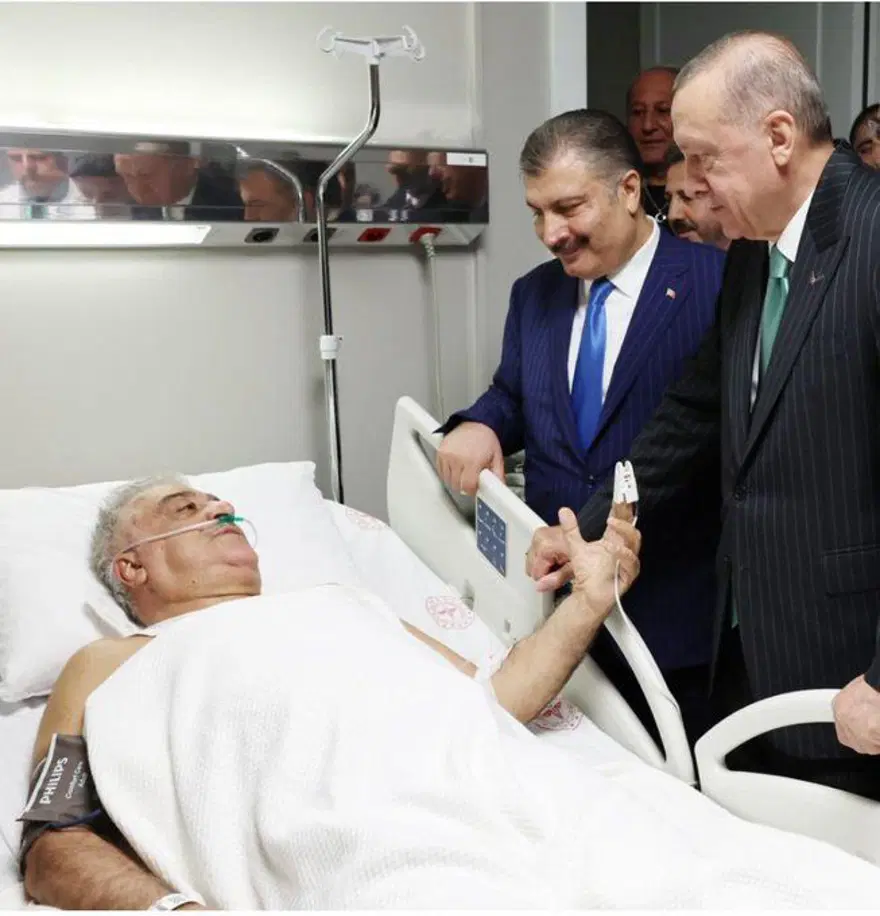 BİNALİ YILDIRIM'A DOKU NAKLİ AMELİYATI YAPILDI 3