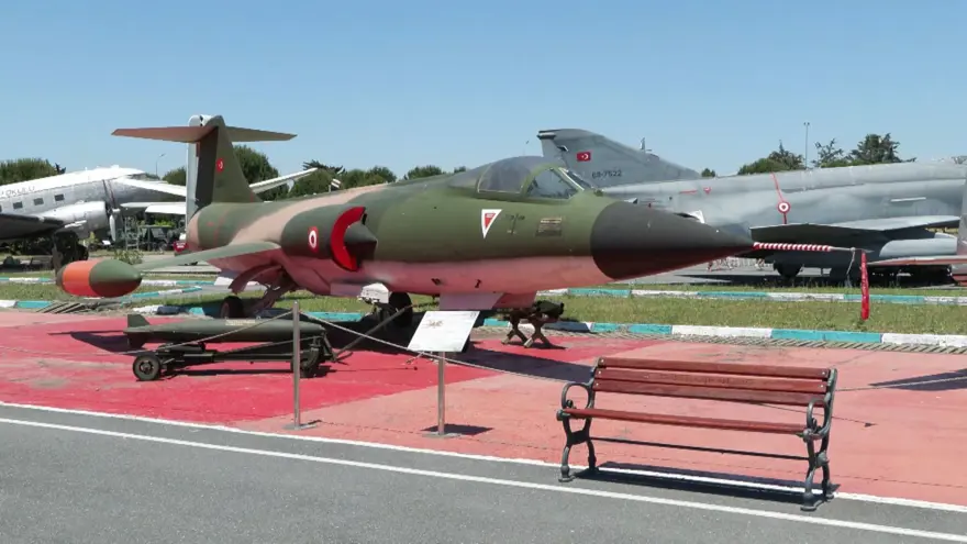 Türk Hava Kuvvetleri'nin 113. yılı coşkuyla kutlandı 2 Türk Hava Kuvvetleri'nin 113. yılı coşkuyla kutlandı 2