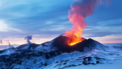 Kamçatka'da felaket zinciri: Yanardağ 600 yıl sonra ilk kez patladı