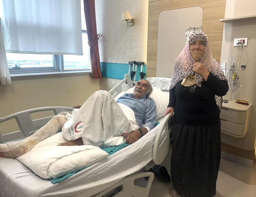 "Benzin mi, değil mi?" diye ateş yaktı: 70 yaşındaki adamın bacağı kesilmekten kurtarıldı 1