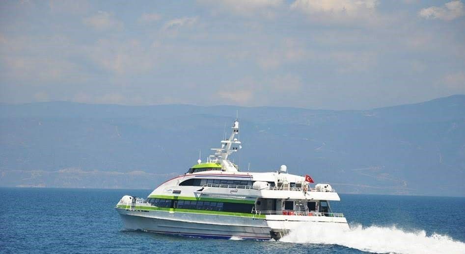 Marmara Denizi'nde fırtına uyarısı: BUDO bazı seferleri iptal etti