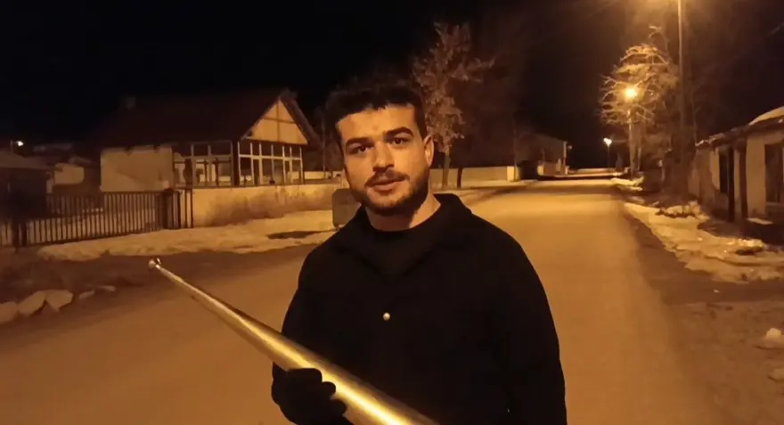 Bir köyde 60 yıldır borazanla sahura kalkıyorlar: "Eskiden askere gidecek gençler bu işi yapardı" 3