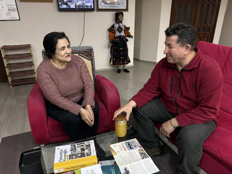 Menşure teyzenin hayali 70 yaşında gerçek oldu: "Evde oturup Azrail'i mi bekliyeyim" 5 Menşure teyzenin hayali 70 yaşında gerçek oldu: "Evde oturup Azrail'i mi bekliyeyim" 5