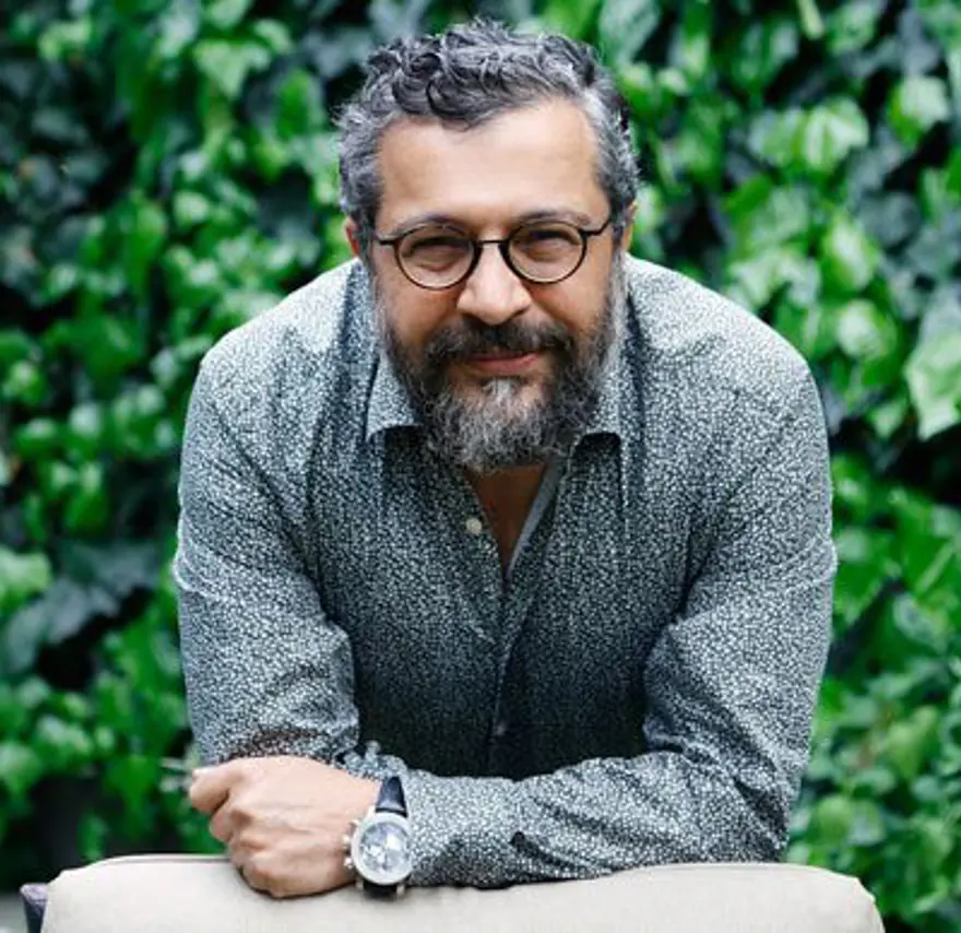 Forbes'a göre en çok kazanan Türk yazarlar 11