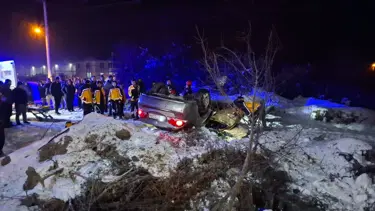 Düzce'de buzlanma kaza getirdi: Otomobil takla attı