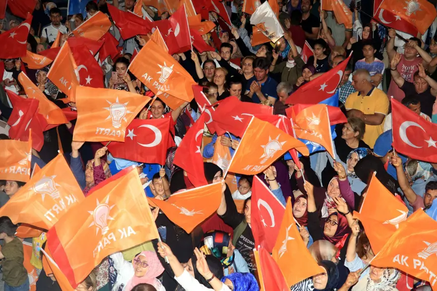 Türkiye genelinde seçim kutlamaları 