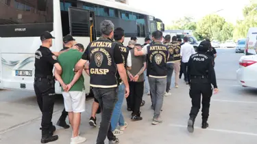 Antalya ve İstanbul'da suç örgütü operasyonu: İki tutuklama