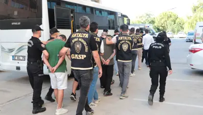 Antalya ve İstanbul'da suç örgütü operasyonu: İki tutuklama