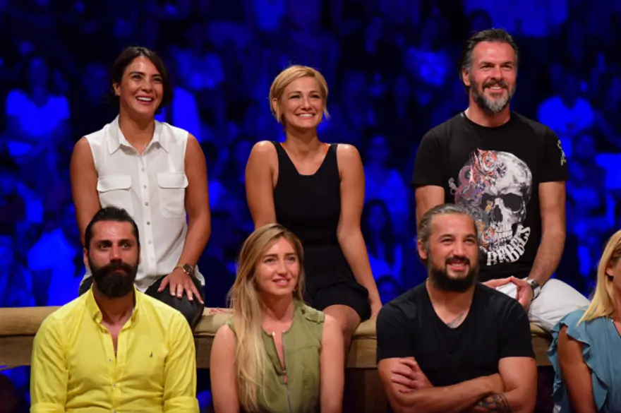 Survivor 2017 yarışmacılarının yarı final şıklığı ve değişimi 25