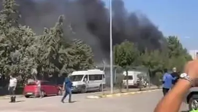 Tuzla’da boya fabrikasında yangın: 1 yaralı